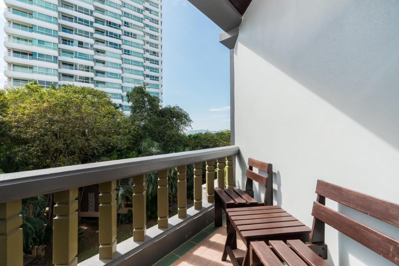 Botany Beach Resort Pattaya Na Chom Thian Exterior photo