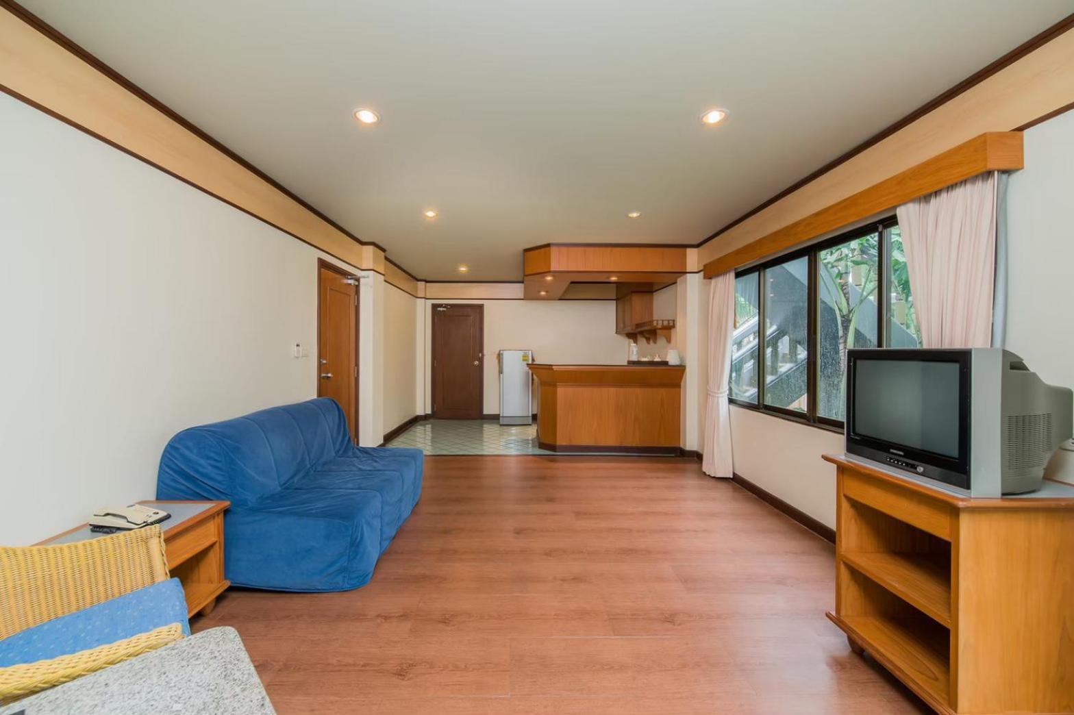 Botany Beach Resort Pattaya Na Chom Thian Room photo